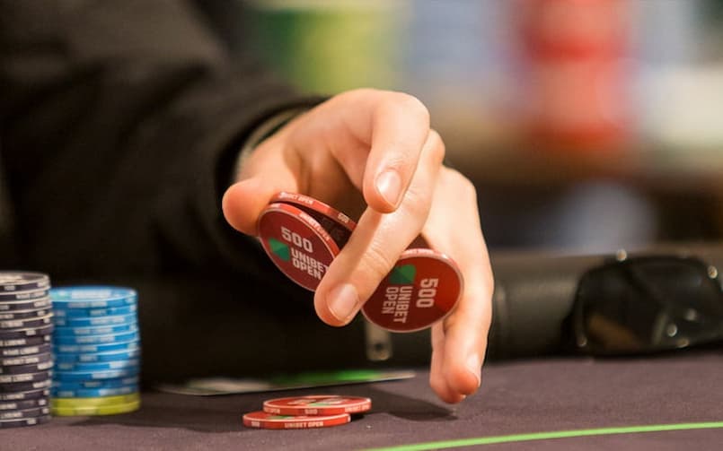 Những thuật ngữ trong Poker để chỉ vị trí trên bàn